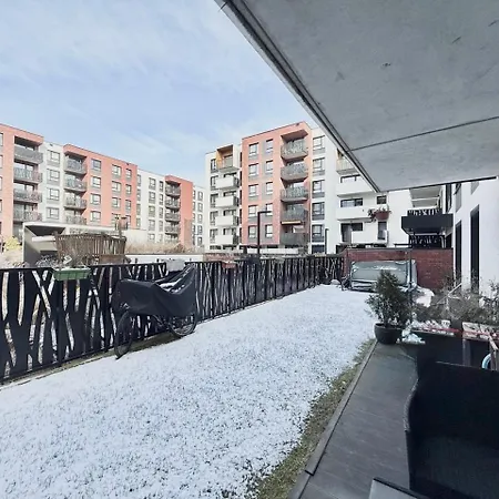 Appartement Sloneczne Mieszkanie Na Parterze Z Ogrodem