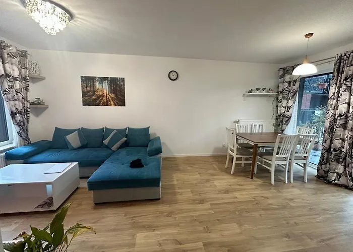 Sloneczne Mieszkanie Na Parterze Z Ogrodem Apartamento *