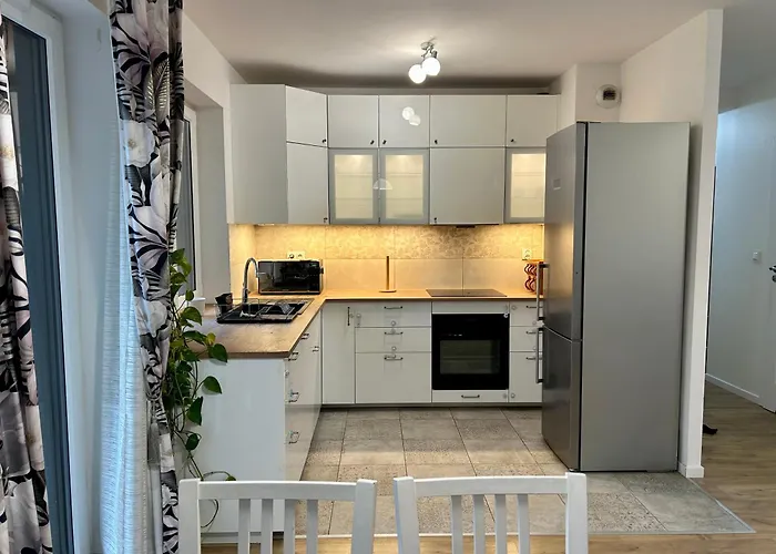 Sloneczne Mieszkanie Na Parterze Z Ogrodem Apartamento *