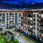 Sloneczne Mieszkanie Na Parterze Z Ogrodem Apartmán