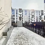 Sloneczne Mieszkanie Na Parterze Z Ogrodem Apartmán