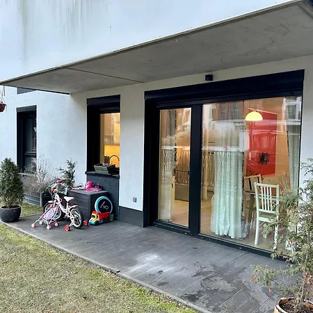 Sloneczne Mieszkanie Na Parterze Z Ogrodem Wroclaw