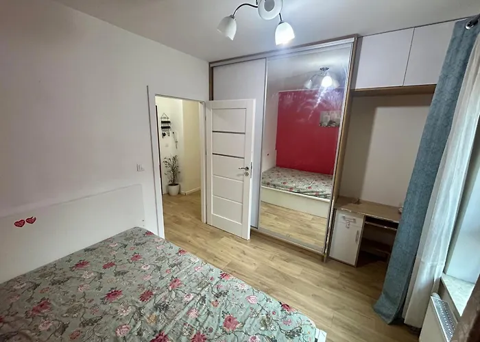 Sloneczne Mieszkanie Na Parterze Z Ogrodem Wroclaw