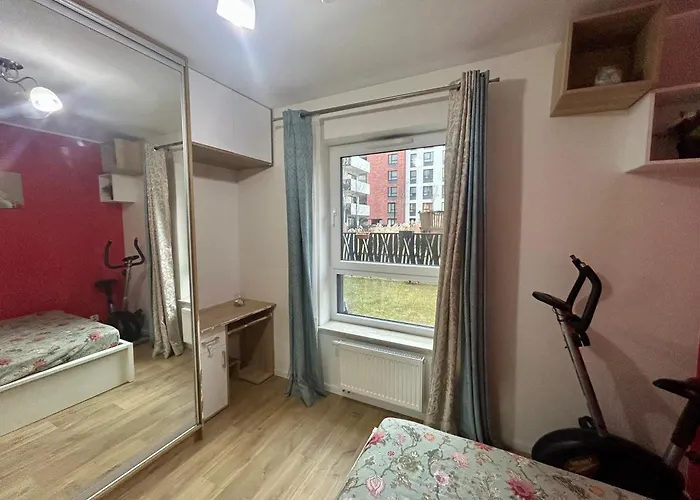 Sloneczne Mieszkanie Na Parterze Z Ogrodem * Wroclaw