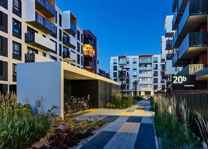 Sloneczne Mieszkanie Na Parterze Z Ogrodem Apartment *